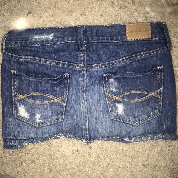 SKIRT - Picture 3 of 3